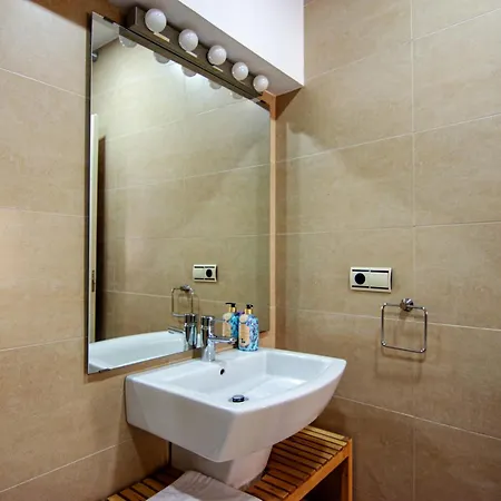 شقة Rentalsevilla Manuel Santiago *
