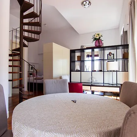 Rentalsevilla Manuel Santiago شقة
